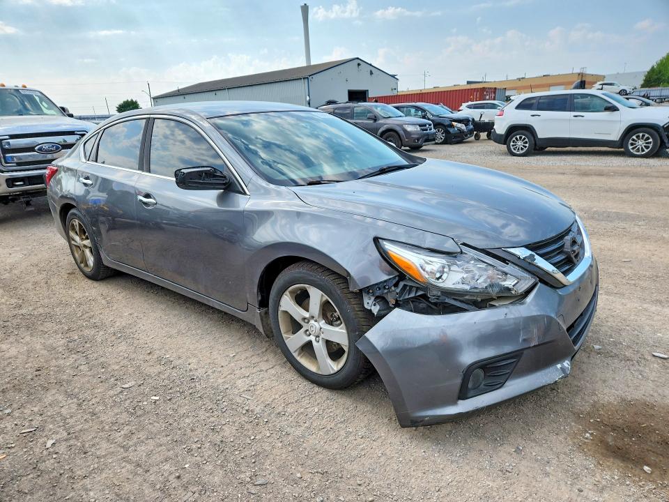 85963105 :رقم المزاد ، 1N4AL3AP2GN308590 vin ، 2016 Nissan Altima مزاد بيع