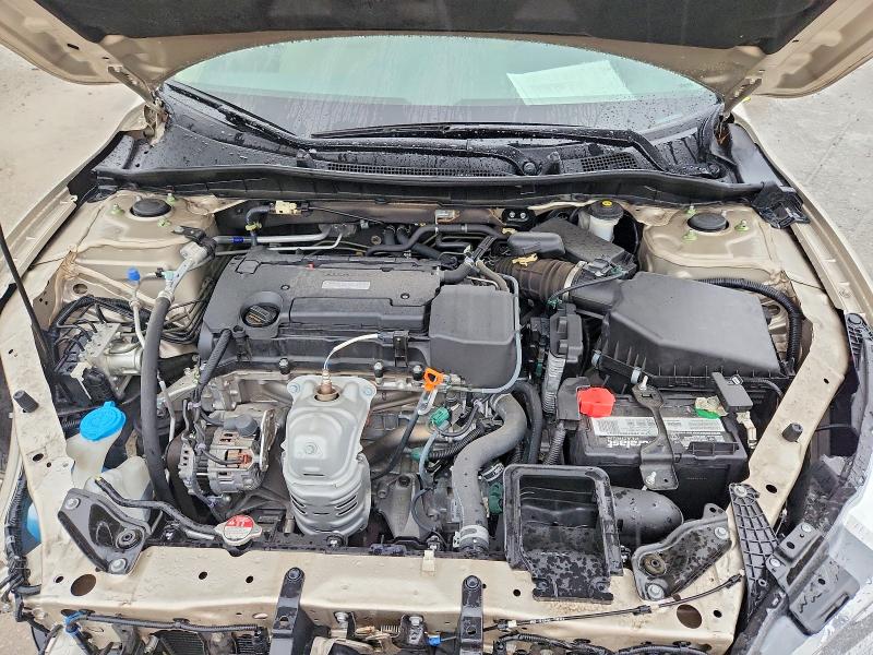 60234506 :رقم المزاد ، 1HGCR2F32HA307080 vin ، 2017 Honda Accord مزاد بيع