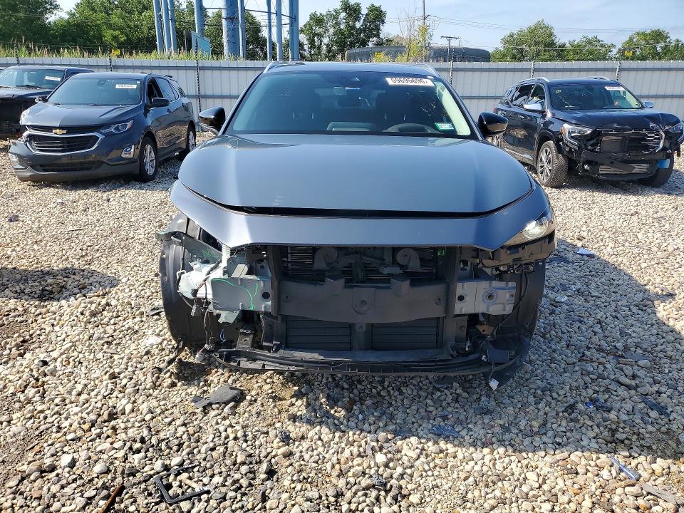 59695696 :رقم المزاد ، 3MVDMBDY8PM538422 vin ، 2023 Mazda Cx-30 مزاد بيع