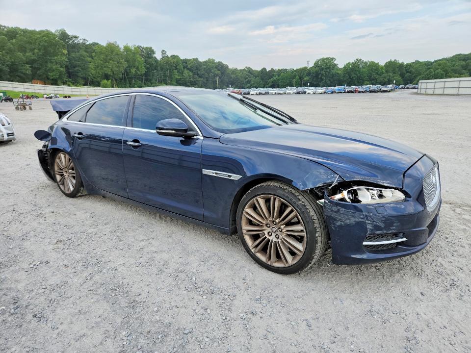 2011 Jaguar Xjl მანქანა იყიდება აუქციონზე, vin: SAJWA2GE2BMV13896, აუქციონის ნომერი: 62749576
