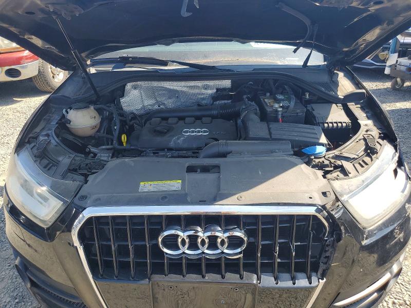 2015 Audi Q3 მანქანა იყიდება აუქციონზე, vin: WA1GFCFS8FR013763, აუქციონის ნომერი: 61588856