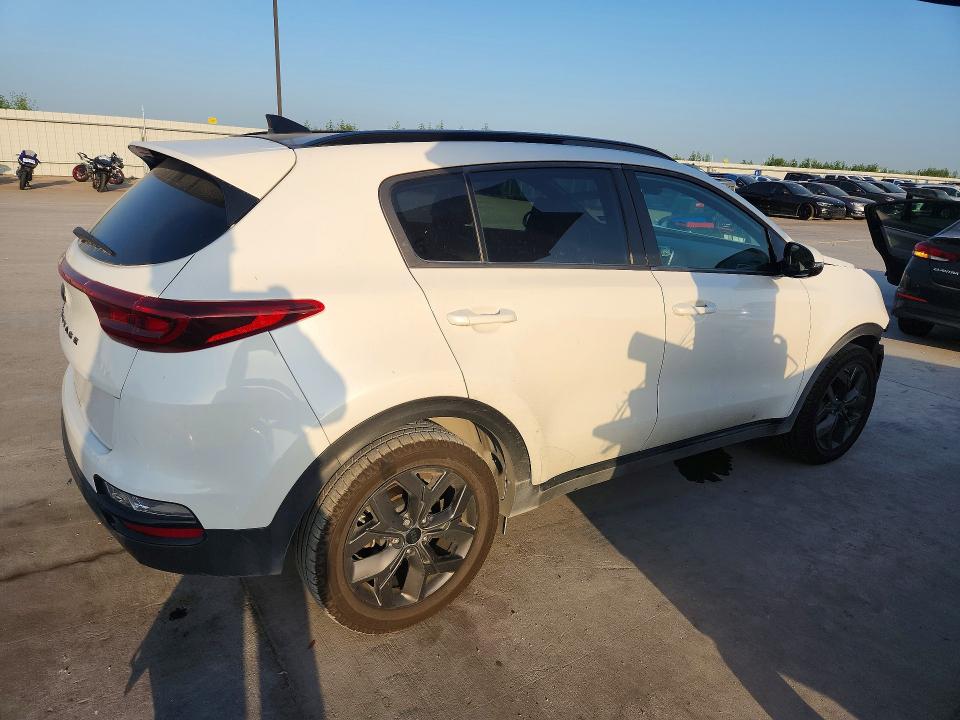 60031066 :رقم المزاد ، KNDP63AC7M7871739 vin ، 2021 Kia Sportage مزاد بيع