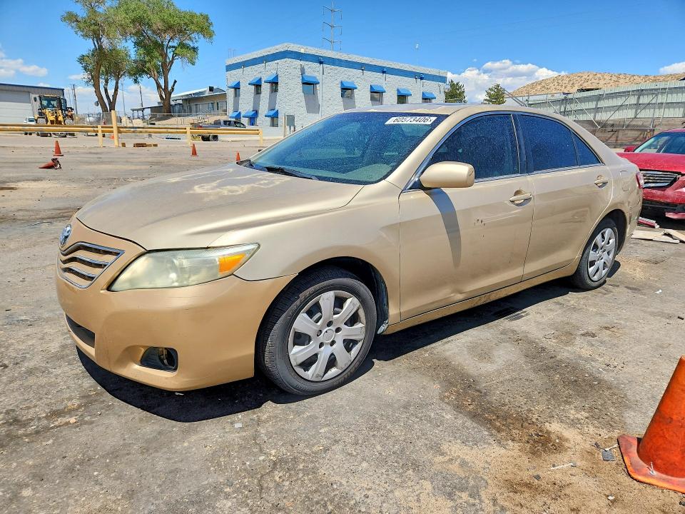 60573406 :رقم المزاد ، 4T1BF3EK2BU633027 vin ، 2011 Toyota Camry مزاد بيع