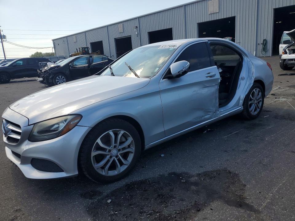 Продаж на аукціоні авто 2015 Mercedes-benz C, vin: 55SWF4JBXFU095191, номер лоту: 62075696