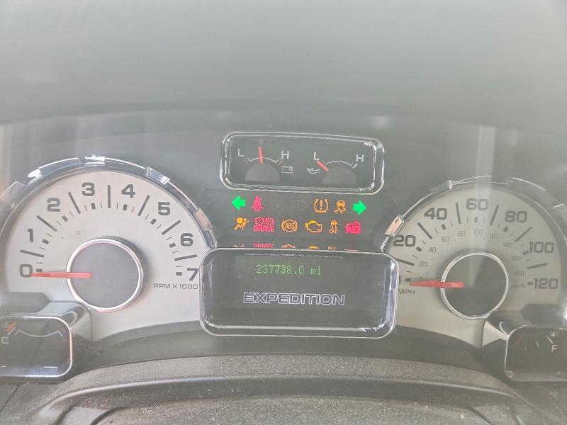 2013 Ford Expedition მანქანა იყიდება აუქციონზე, vin: 1FMJK1K56DEF63121, აუქციონის ნომერი: 62911816