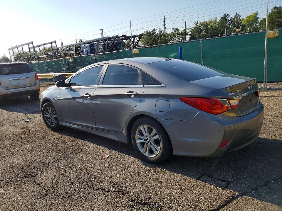 2014 Hyundai Sonata მანქანა იყიდება აუქციონზე, vin: 5NPEB4AC2EH882038, აუქციონის ნომერი: 63507216