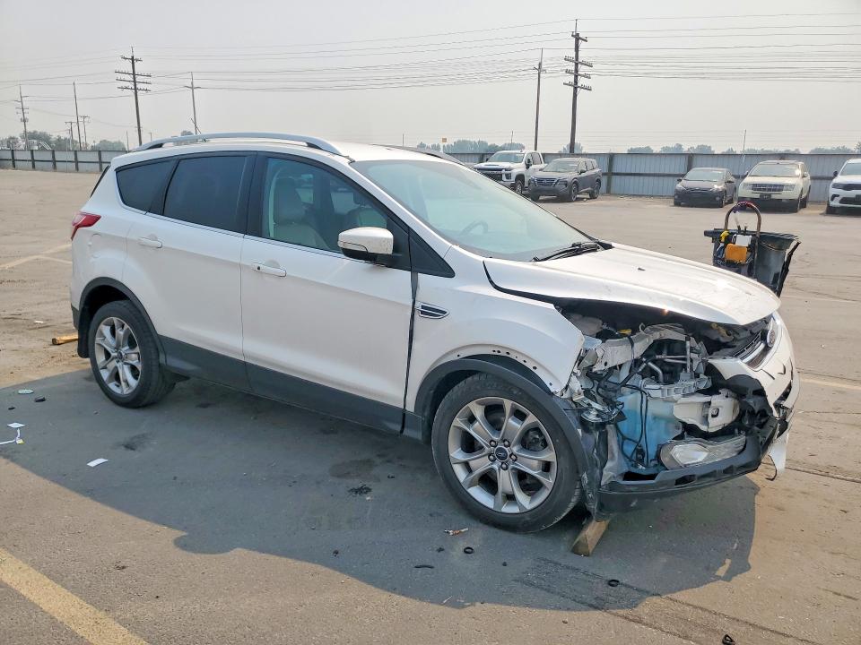61748426 :رقم المزاد ، 1FMCU9JX1GUC79717 vin ، 2016 Ford Escape مزاد بيع