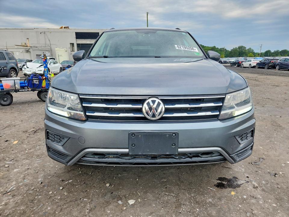 62195206 :رقم المزاد ، 3VV3B7AX3KM069259 vin ، 2019 Volkswagen Tiguan مزاد بيع