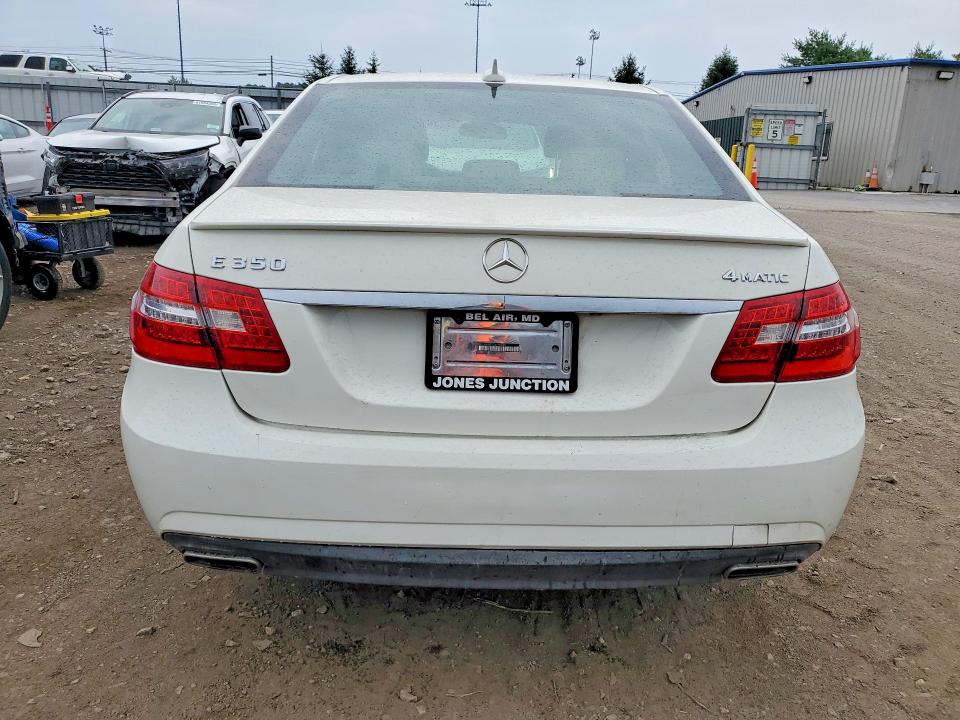 61844166 :رقم المزاد ، WDDHF8JB2CA638688 vin ، 2012 Mercedes-benz E مزاد بيع