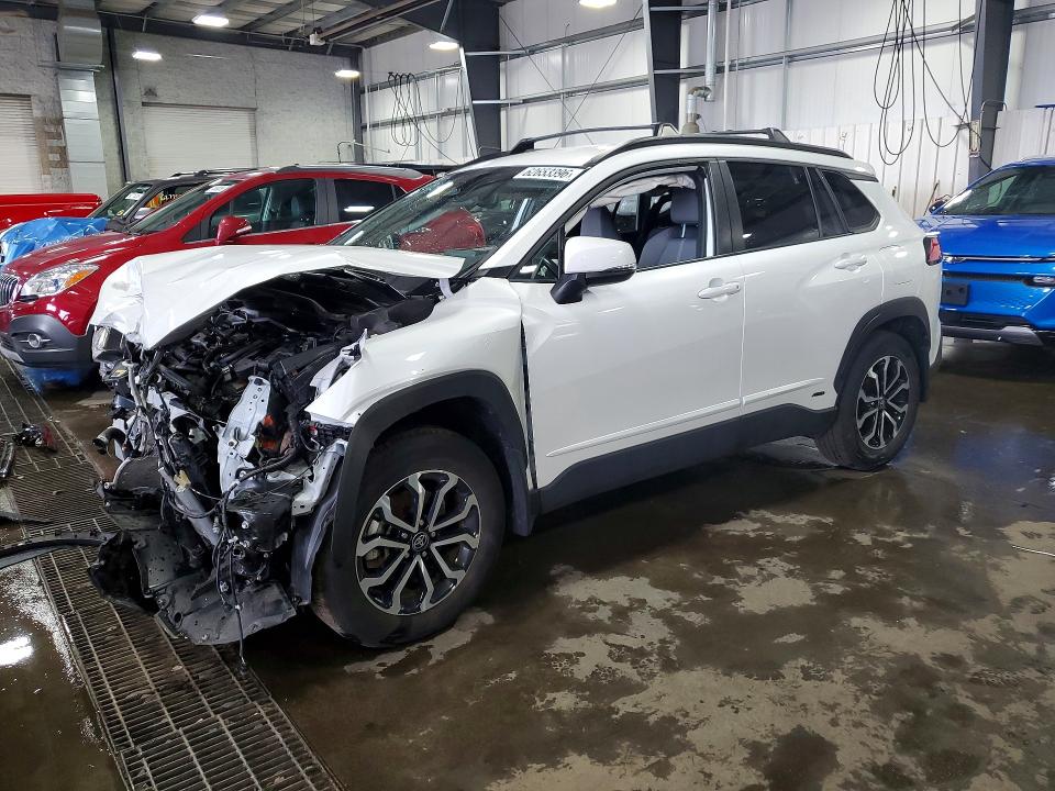 Продажа на аукционе авто 2023 Toyota Corolla Cross Hybrid, vin: 7MUFBABG4PV011178, номер лота: 62653396