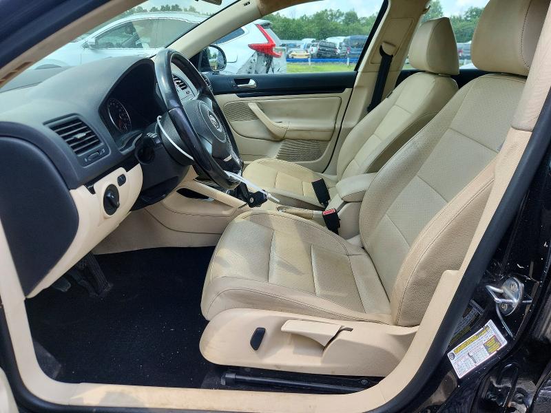 73345075 :رقم المزاد ، 3VWRZ7AJ2AM063710 vin ، 2010 Volkswagen Jetta مزاد بيع