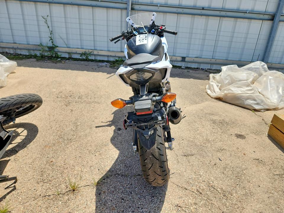 58999276 :رقم المزاد ، MLHPC4468G5300939 vin ، 2016 Honda Cbr500 مزاد بيع