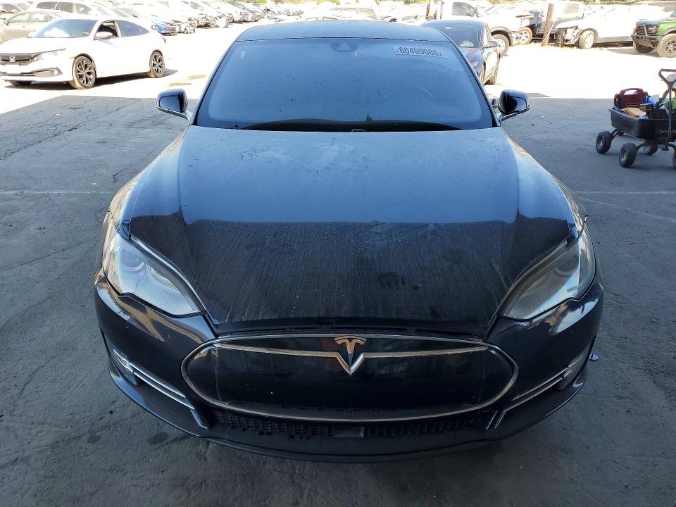 Продаж на аукціоні авто 2015 Tesla Model S, vin: 5YJSA1S10FFP71554, номер лоту: 60459086