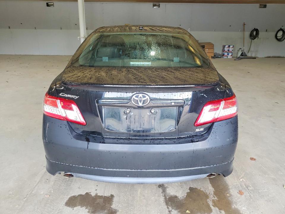 2011 Toyota Camry მანქანა იყიდება აუქციონზე, vin: 4T1BK3EKXBU118644, აუქციონის ნომერი: 59910836