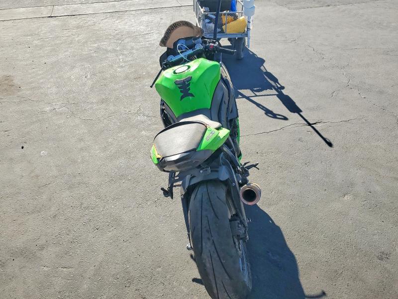 62696666 :رقم المزاد ، JKAZX4R11CA033040 vin ، 2012 Kawasaki Zx600 مزاد بيع