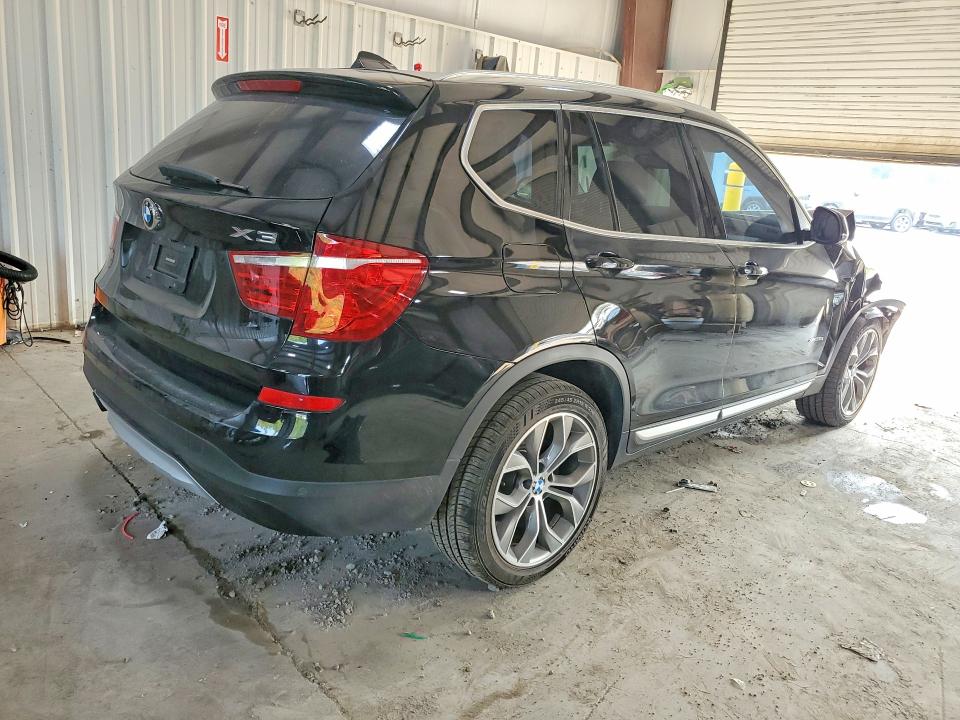 61303686 :رقم المزاد ، 5UXWX7C31H0W39275 vin ، 2017 Bmw X3 مزاد بيع