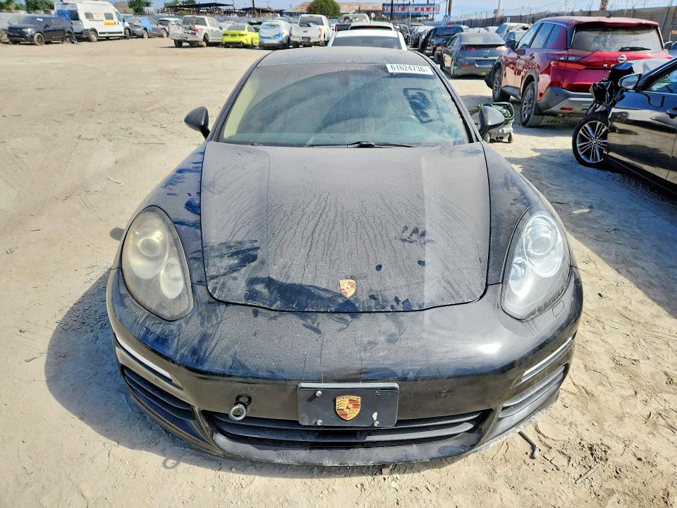 61624736 :رقم المزاد ، WP0AD2A70FL040716 vin ، 2015 Porsche Panamera مزاد بيع