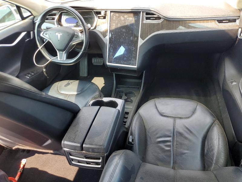 2013 Tesla Model S მანქანა იყიდება აუქციონზე, vin: 5YJSA1DN0DFP18656, აუქციონის ნომერი: 62527376