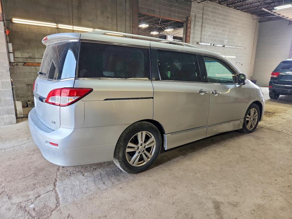61690506 :رقم المزاد ، JN8AE2KP5B9005788 vin ، 2011 Nissan Quest مزاد بيع