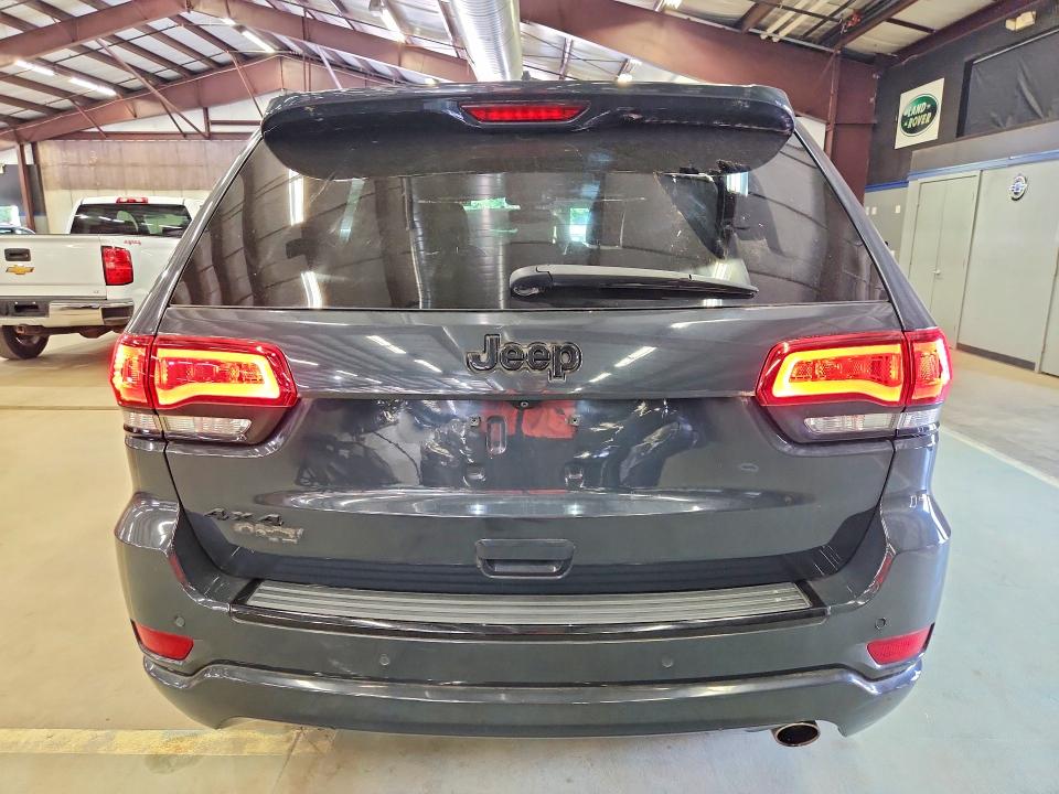 Продажа на аукционе авто 2018 Jeep Grand Cherokee, vin: 1C4RJFAG5JC120413, номер лота: 61551836