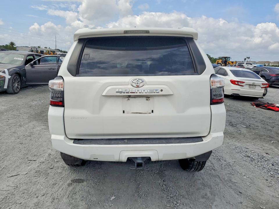 Продажа на аукционе авто 2020 Toyota 4runner, vin: JTEZU5JR2L5218899, номер лота: 63034366