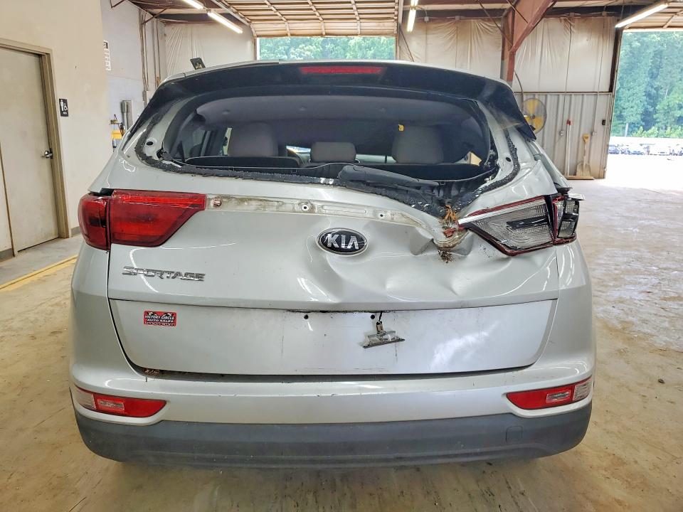 2018 Kia Sportage მანქანა იყიდება აუქციონზე, vin: KNDPMCAC6J7371198, აუქციონის ნომერი: 62007636