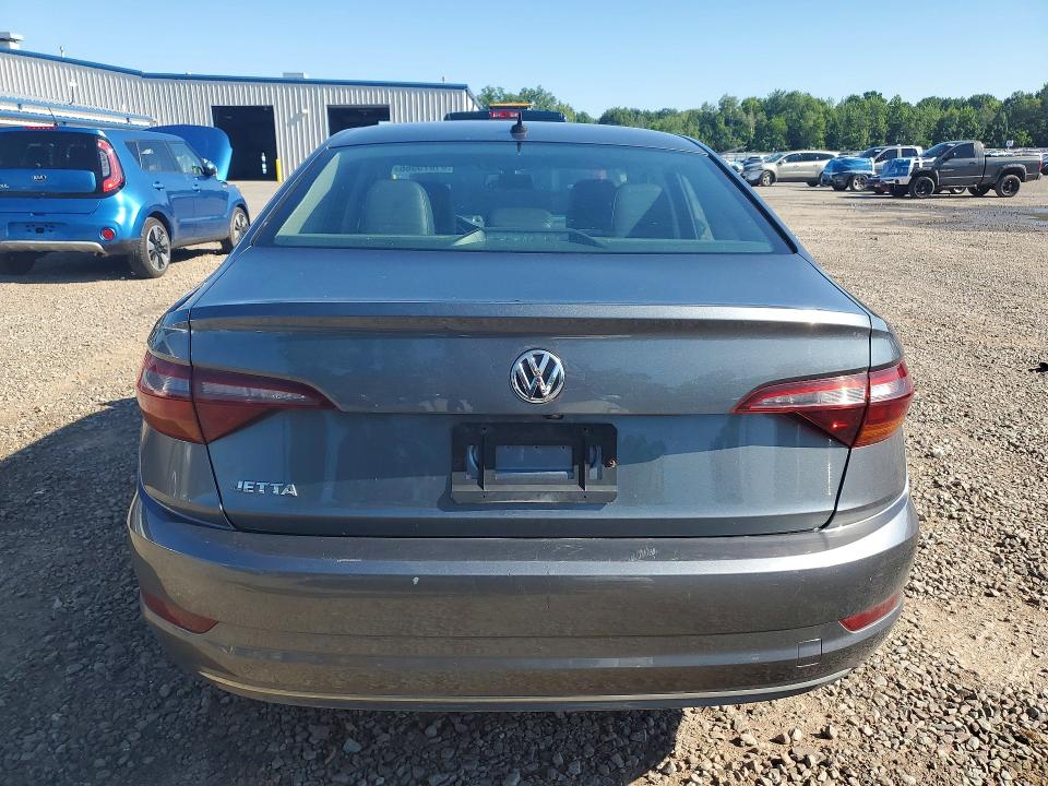 61075366 :رقم المزاد ، 3VWC57BU4KM239295 vin ، 2019 Volkswagen Jetta مزاد بيع