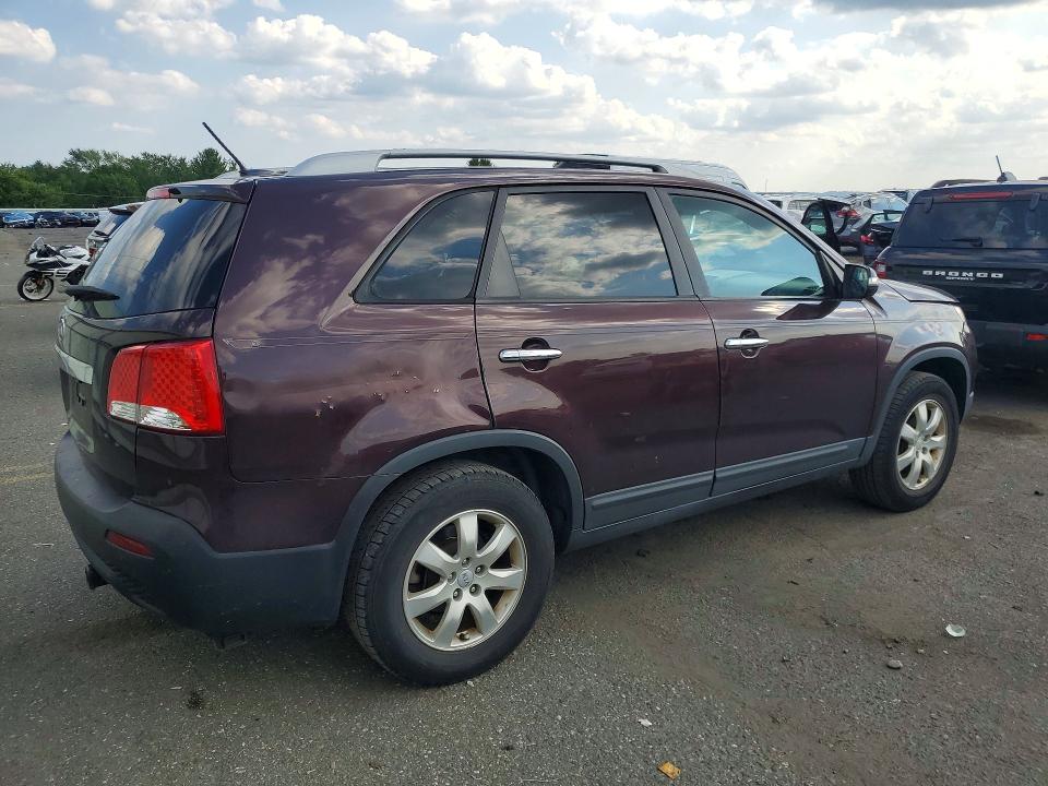 61192026 :رقم المزاد ، 5XYKT3A15BG164902 vin ، 2011 Kia Sorento مزاد بيع