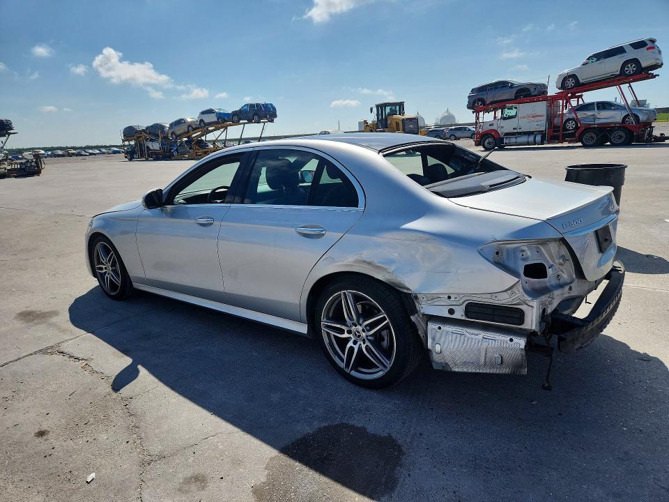 62782046 :رقم المزاد ، WDDZF4JB4JA348463 vin ، 2018 Mercedes-benz E مزاد بيع