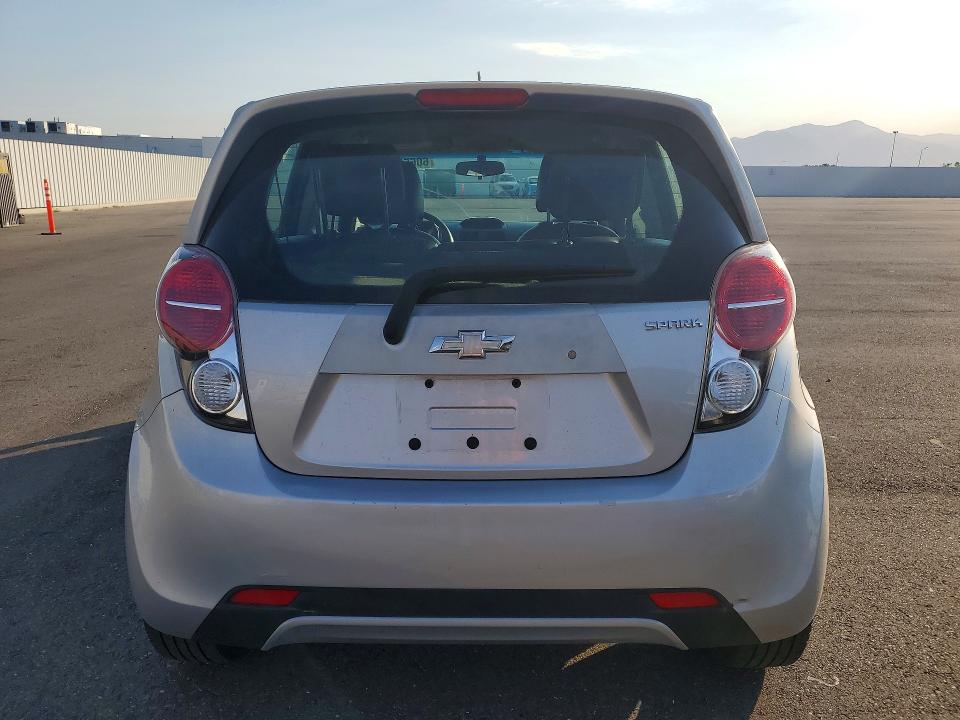 2015 Chevrolet Spark მანქანა იყიდება აუქციონზე, vin: KL8CD6S95FC718840, აუქციონის ნომერი: 60656766