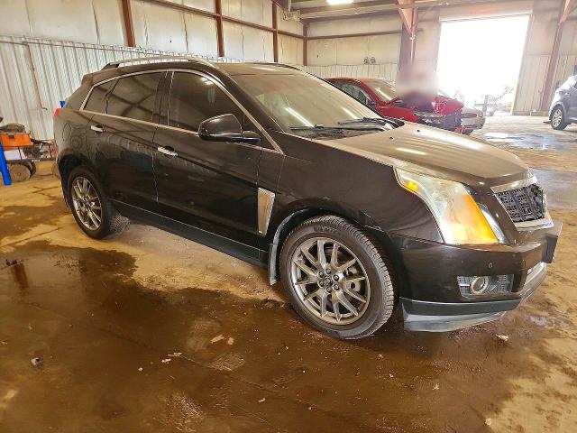 61492136 :رقم المزاد ، 3GYFNFE33FS584004 vin ، 2015 Cadillac Srx مزاد بيع