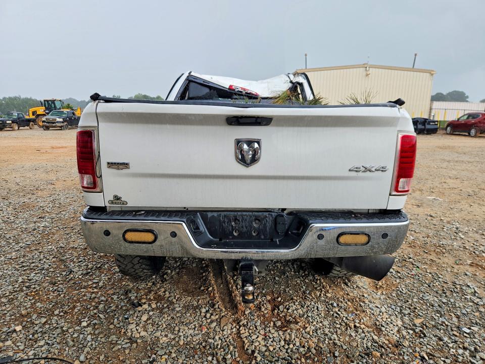 60760276 :رقم المزاد ، 3C6UR5FL7FG515904 vin ، 2015 Ram 2500 مزاد بيع