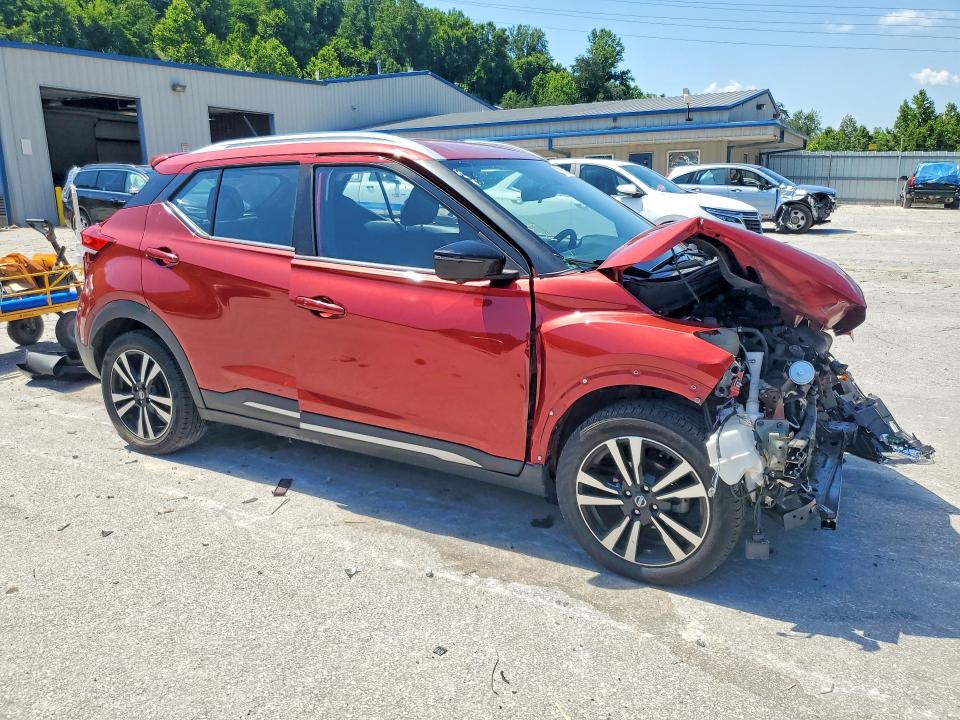 Aukcja sprzedaży 2018 Nissan Kicks, vin: 3N1CP5CU4JL522173, numer aukcji: 61059636
