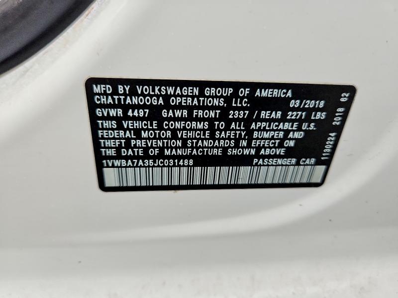 59649326 :رقم المزاد ، 1VWBA7A35JC031488 vin ، 2018 Volkswagen Passat مزاد بيع