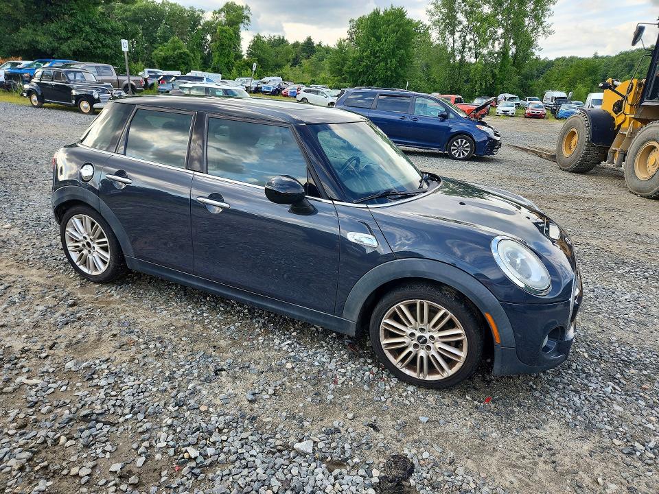 Продажа на аукционе авто 2015 Mini Cooper, vin: WMWXU3C59F2B57552, номер лота: 63193706