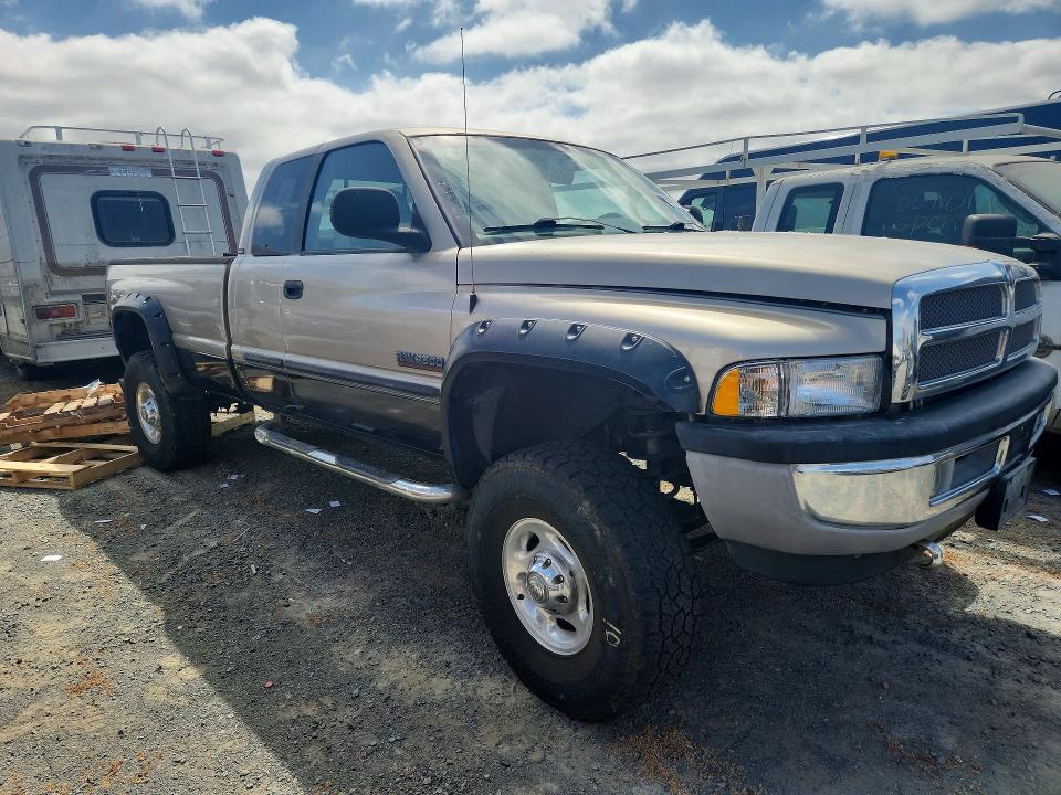 2002 Dodge Ram 2500 მანქანა იყიდება აუქციონზე, vin: 3B7KF23632M275560, აუქციონის ნომერი: 59799896
