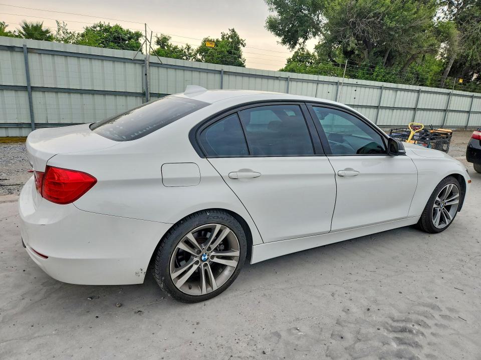 Продаж на аукціоні авто 2013 Bmw 328, vin: WBA3A5C51DF350512, номер лоту: 61414996