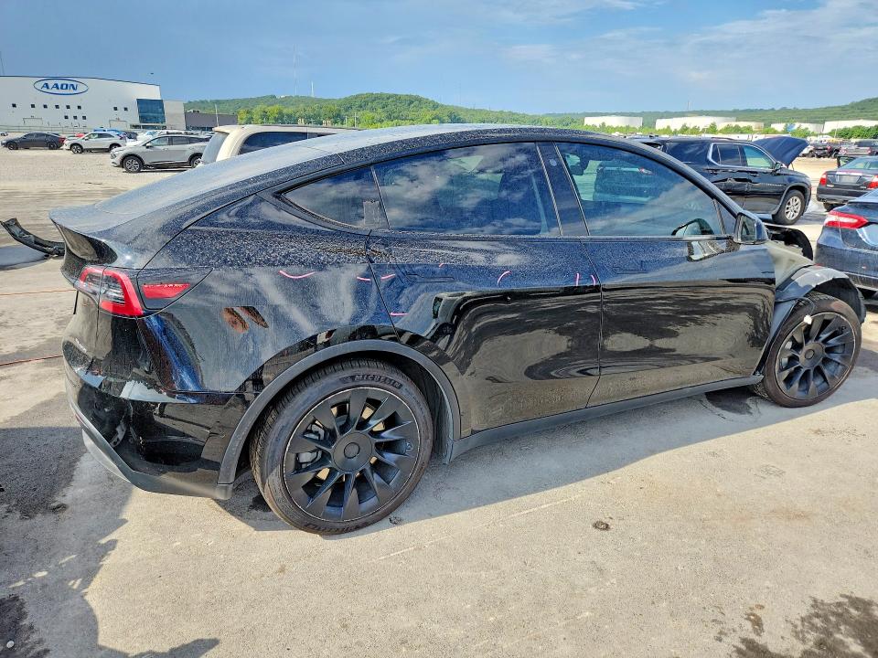 Продаж на аукціоні авто 2021 Tesla Model Y, vin: 5YJYGAEE7MF180688, номер лоту: 62688436