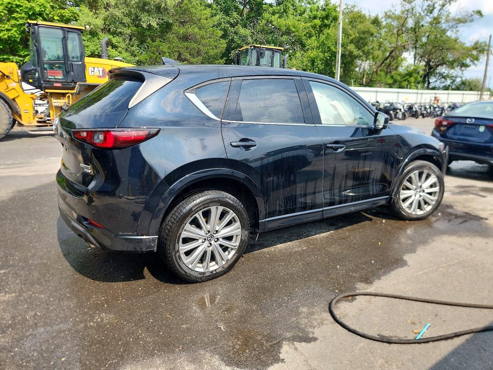 Продажа на аукционе авто 2023 Mazda Cx-5, vin: JM3KFBXY3P0131200, номер лота: 62396446