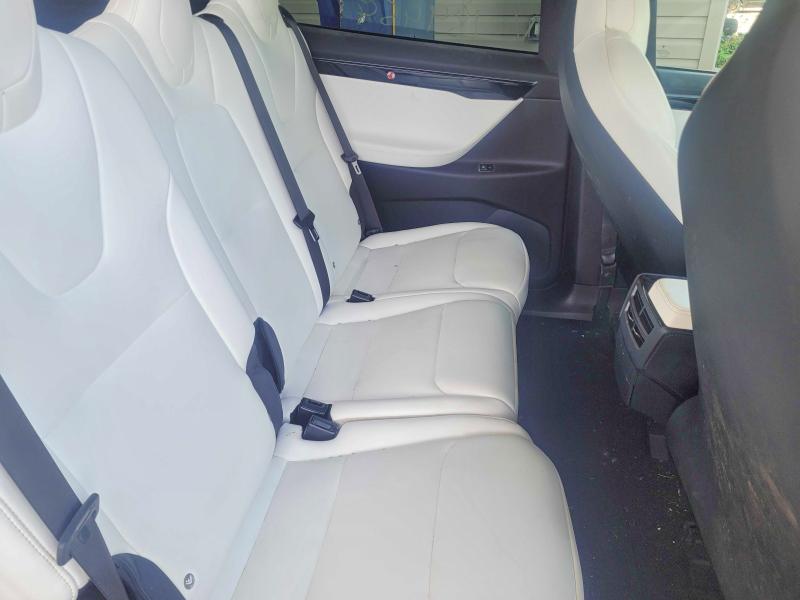 Продажа на аукционе авто 2019 Tesla Model X, vin: 5YJXCAE22KF189454, номер лота: 62994096