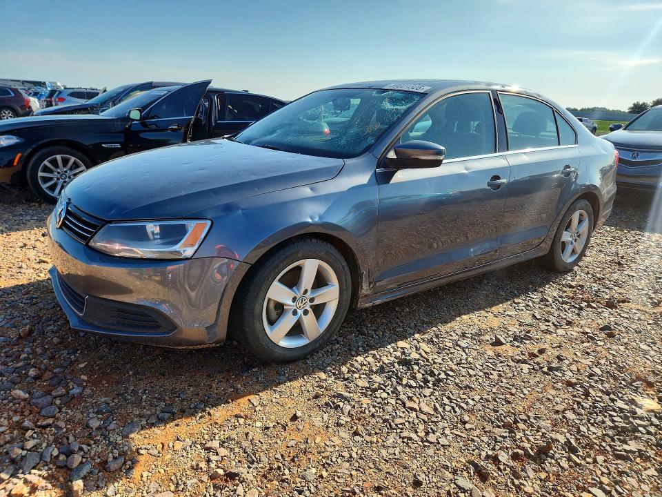 2014 Volkswagen Jetta მანქანა იყიდება აუქციონზე, vin: 3VWLL7AJ1EM398602, აუქციონის ნომერი: 59021326