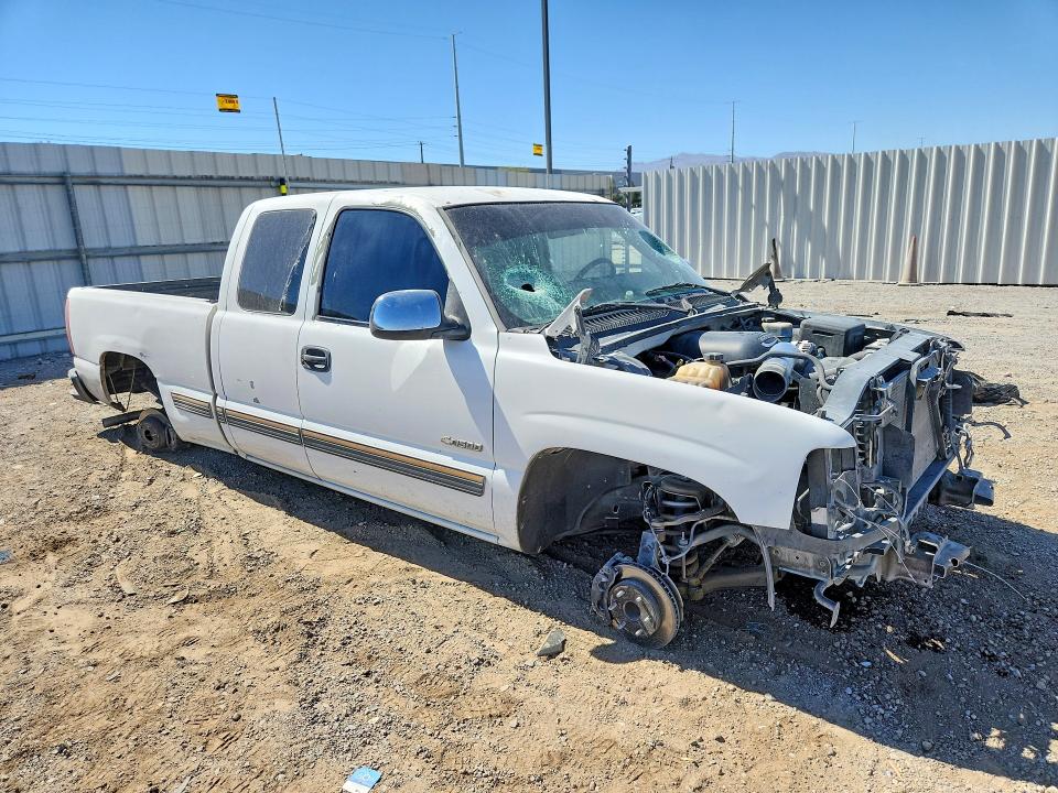 2002 Chevrolet Silverado მანქანა იყიდება აუქციონზე, vin: 2GCEC19V221328349, აუქციონის ნომერი: 56371926