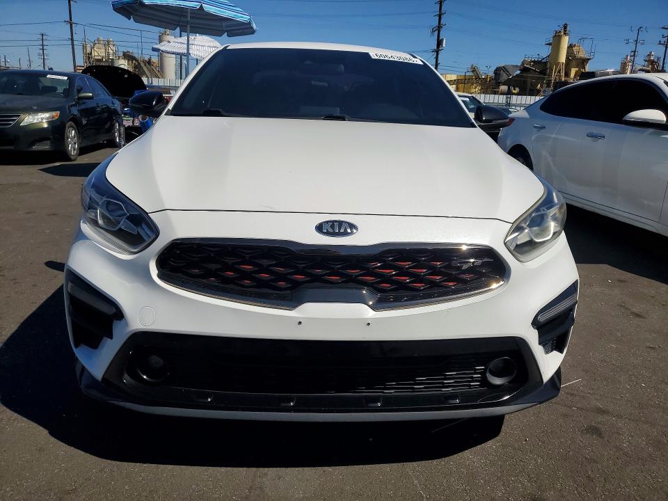 2021 Kia Forte მანქანა იყიდება აუქციონზე, vin: 3KPF44AC3ME272375, აუქციონის ნომერი: 60643086