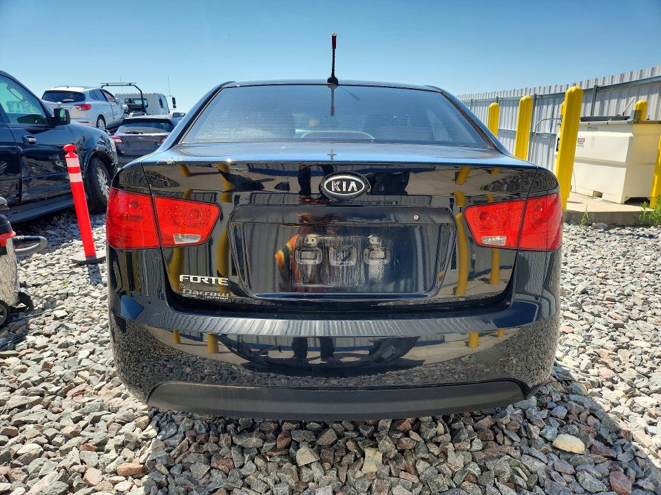 2010 Kia Forte მანქანა იყიდება აუქციონზე, vin: KNAFT4A23A5062244, აუქციონის ნომერი: 60439596