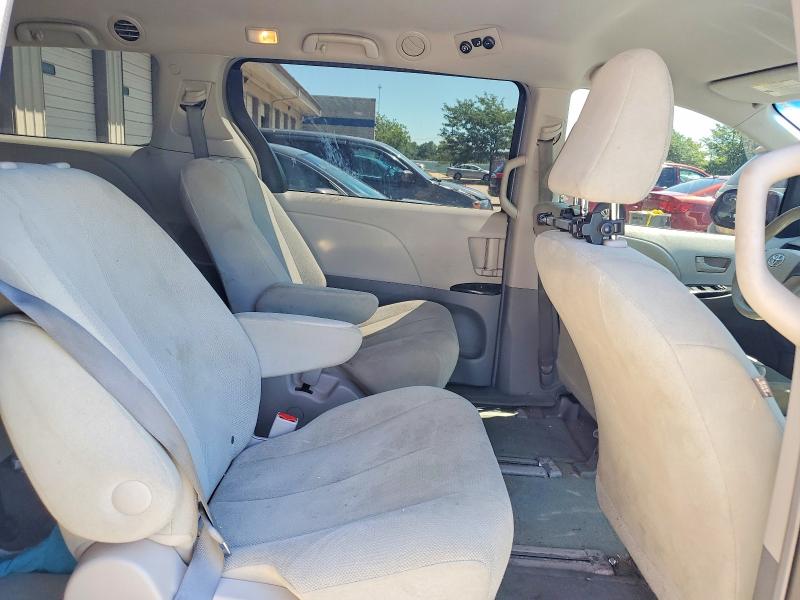 Продажа на аукционе авто 2014 Toyota Sienna, vin: 5TDZK3DC2ES502620, номер лота: 61134636