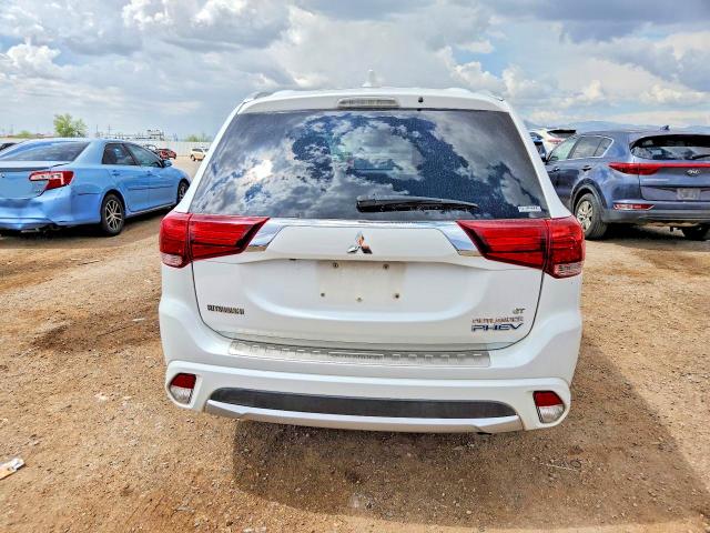 Продаж на аукціоні авто 2018 Mitsubishi Outlander, vin: JA4J24A50JZ035001, номер лоту: 61249346