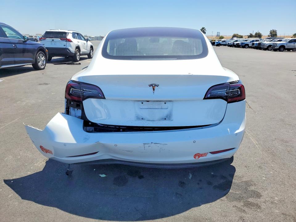 Продажа на аукционе авто 2018 Tesla Model 3, vin: 5YJ3E1EA7JF049172, номер лота: 59911236