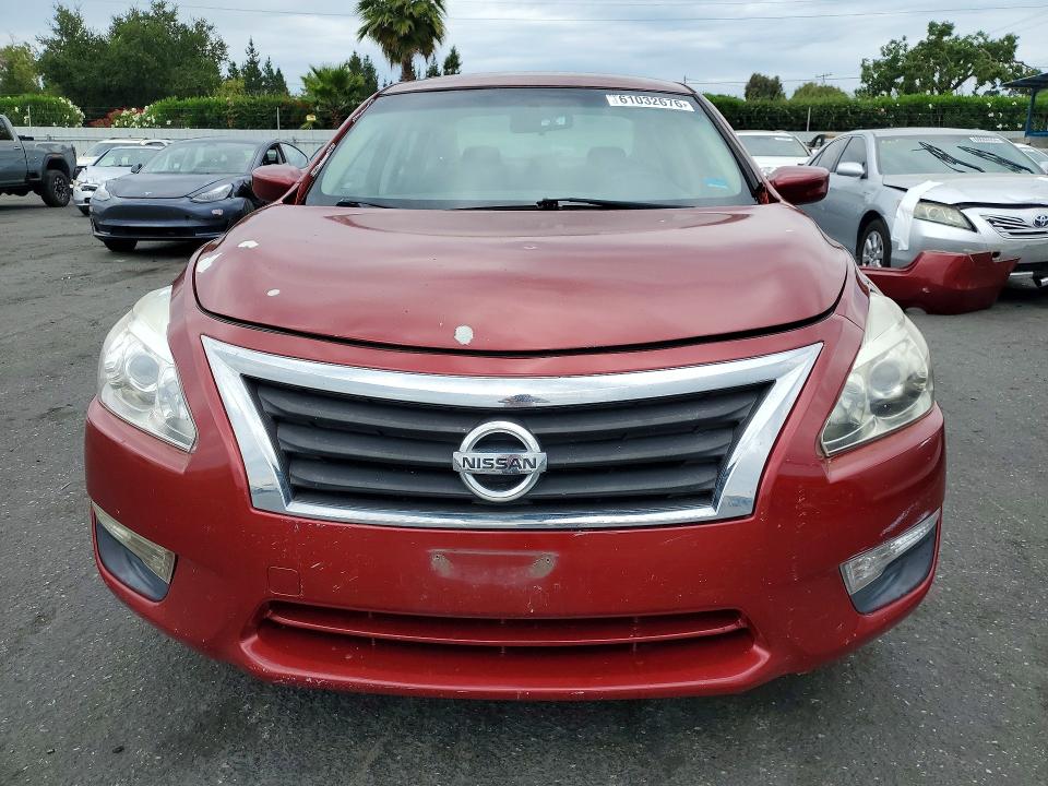 61032676 :رقم المزاد ، 1N4AL3AP9FN861932 vin ، 2015 Nissan Altima مزاد بيع