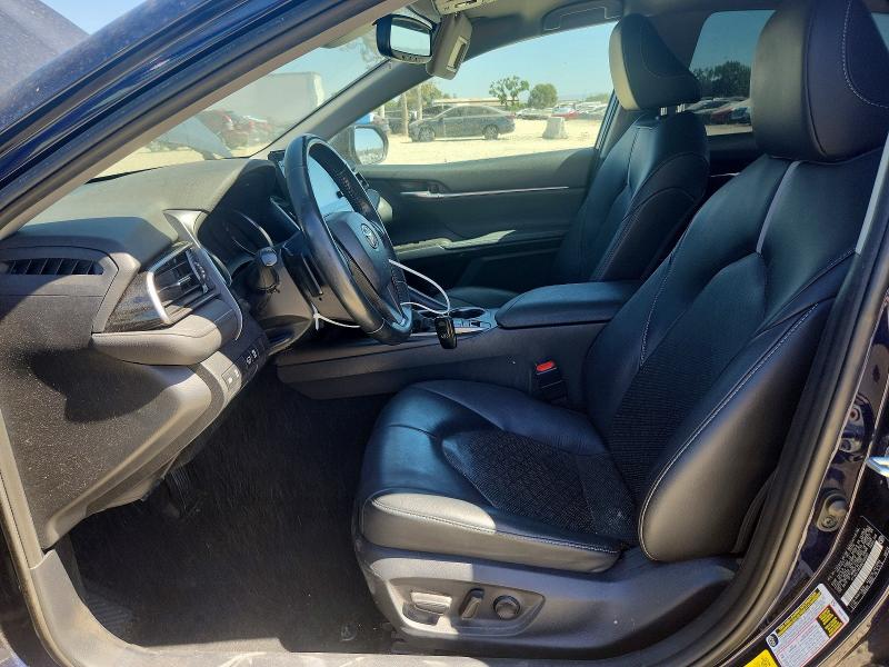 61421016 :رقم المزاد ، 4T1K61AK0NU700562 vin ، 2022 Toyota Camry مزاد بيع