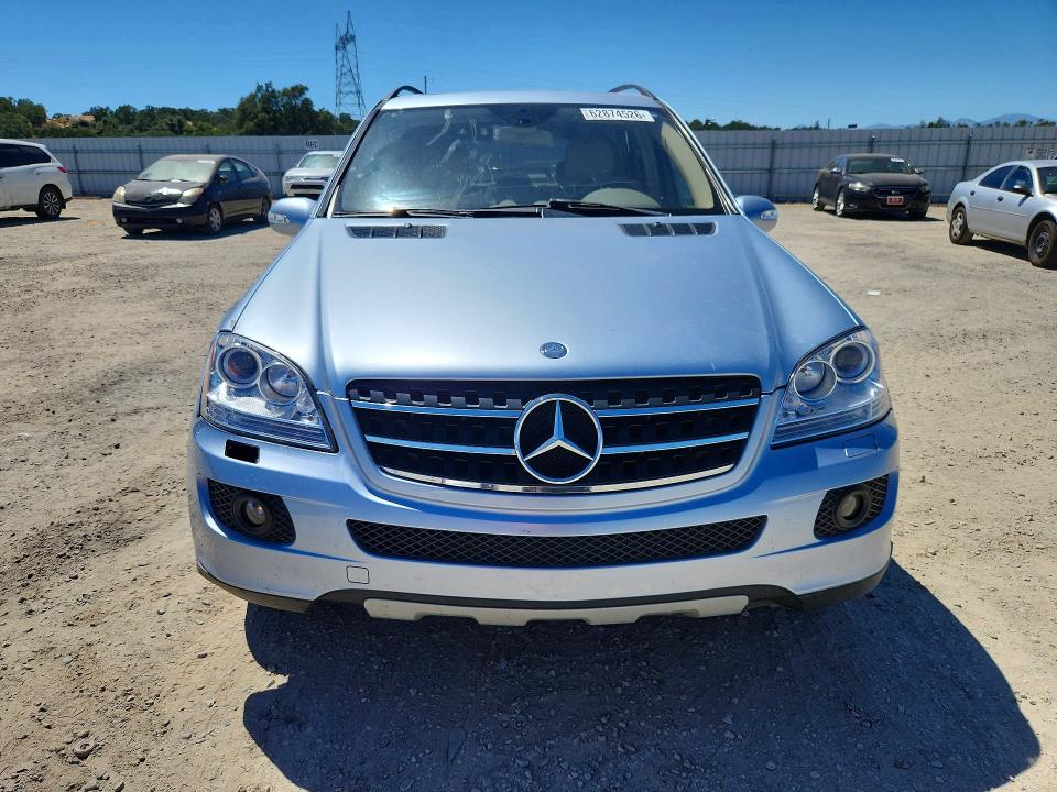2007 Mercedes-benz Ml მანქანა იყიდება აუქციონზე, vin: 4JGBB86E87A167551, აუქციონის ნომერი: 62874526